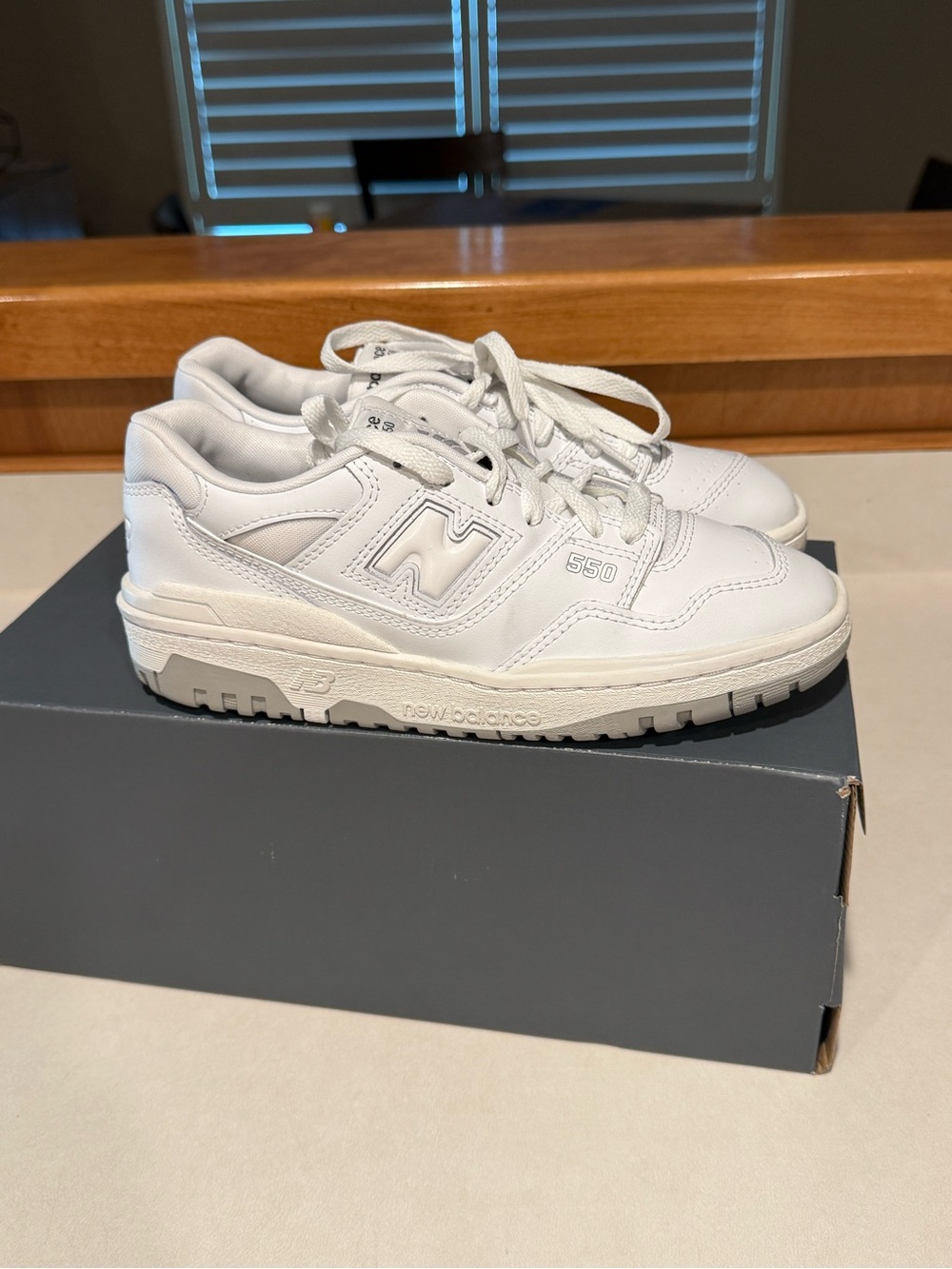 New Balance 550